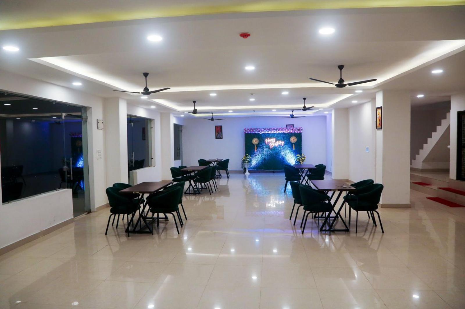 Hotel Candle Wood Chamba  Zewnętrze zdjęcie