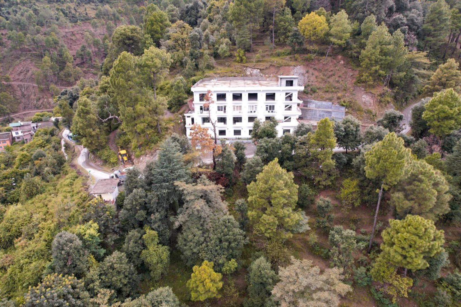 Hotel Candle Wood Chamba  Zewnętrze zdjęcie